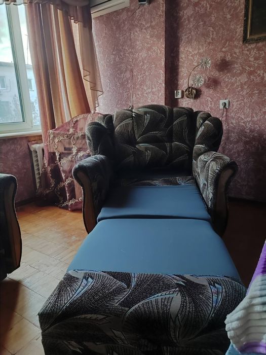 Раскладное кресло-кровать (отличное состояние).В наличии 2 шт.