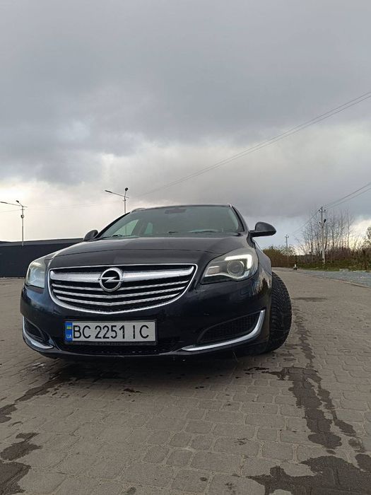 Продам opel insignia