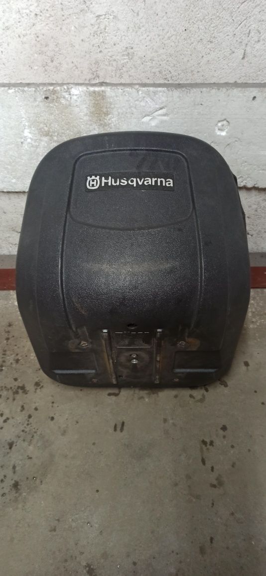 Kosisko agregat koszący, fotel Husqvarna Mcculloch
