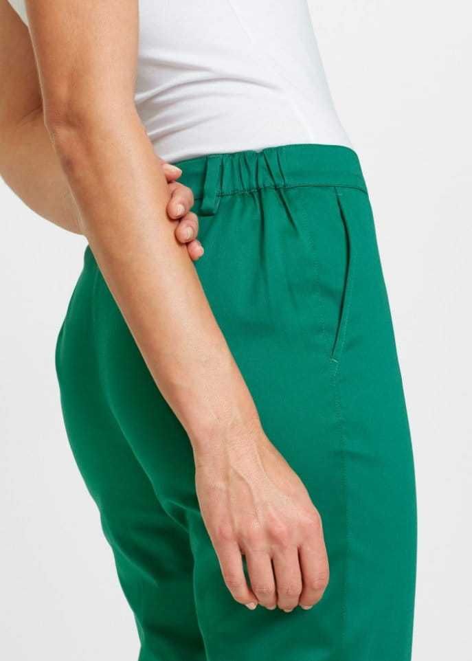 Spodnie zielone 7/8 stretch Bawełna z haftem Rozmiar 40