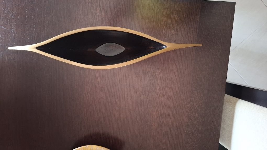Jarra oval castanha