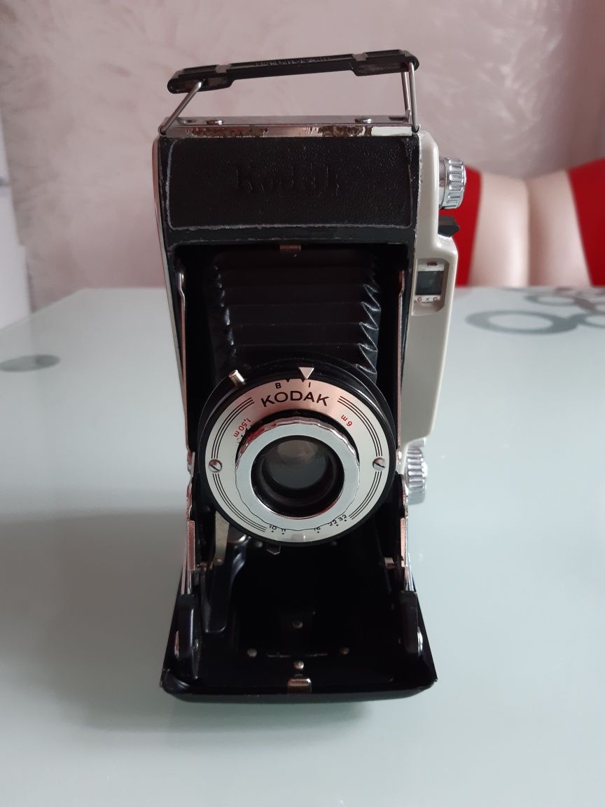 Продам фотоаппарат Kodak B 11(1955 год)