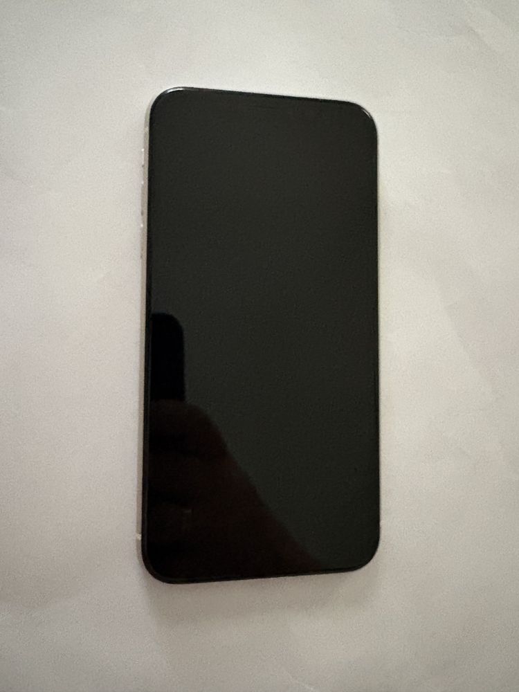 Iphone 11 stan bardzo dobry