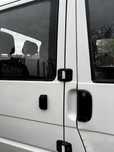 Kolekcjoner plastiki/osłony/ zaślepki na zawiasy drzwi do VW T4 DOKA