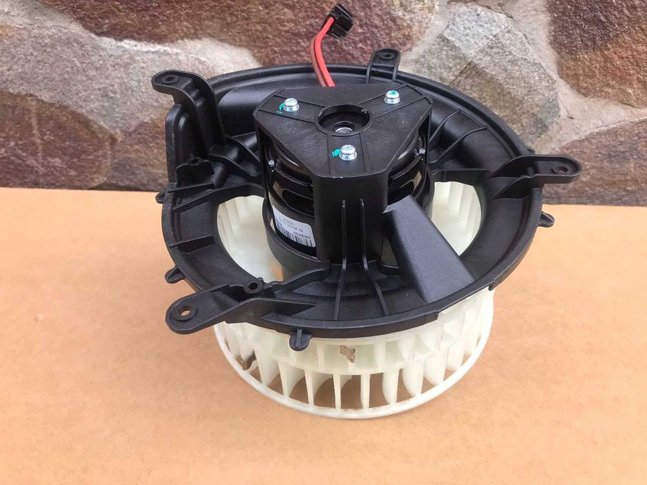 Моторчик печки вентилятор Mercedes S Class W220 (98-05)