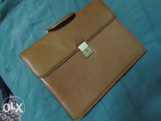 Портфель кожаный новый Европа.