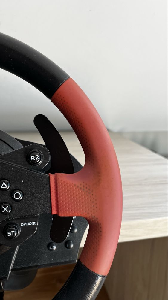 Kierownica Thrustmaster T150 + pedały T3PA Add-On - gotowe do jazdy!