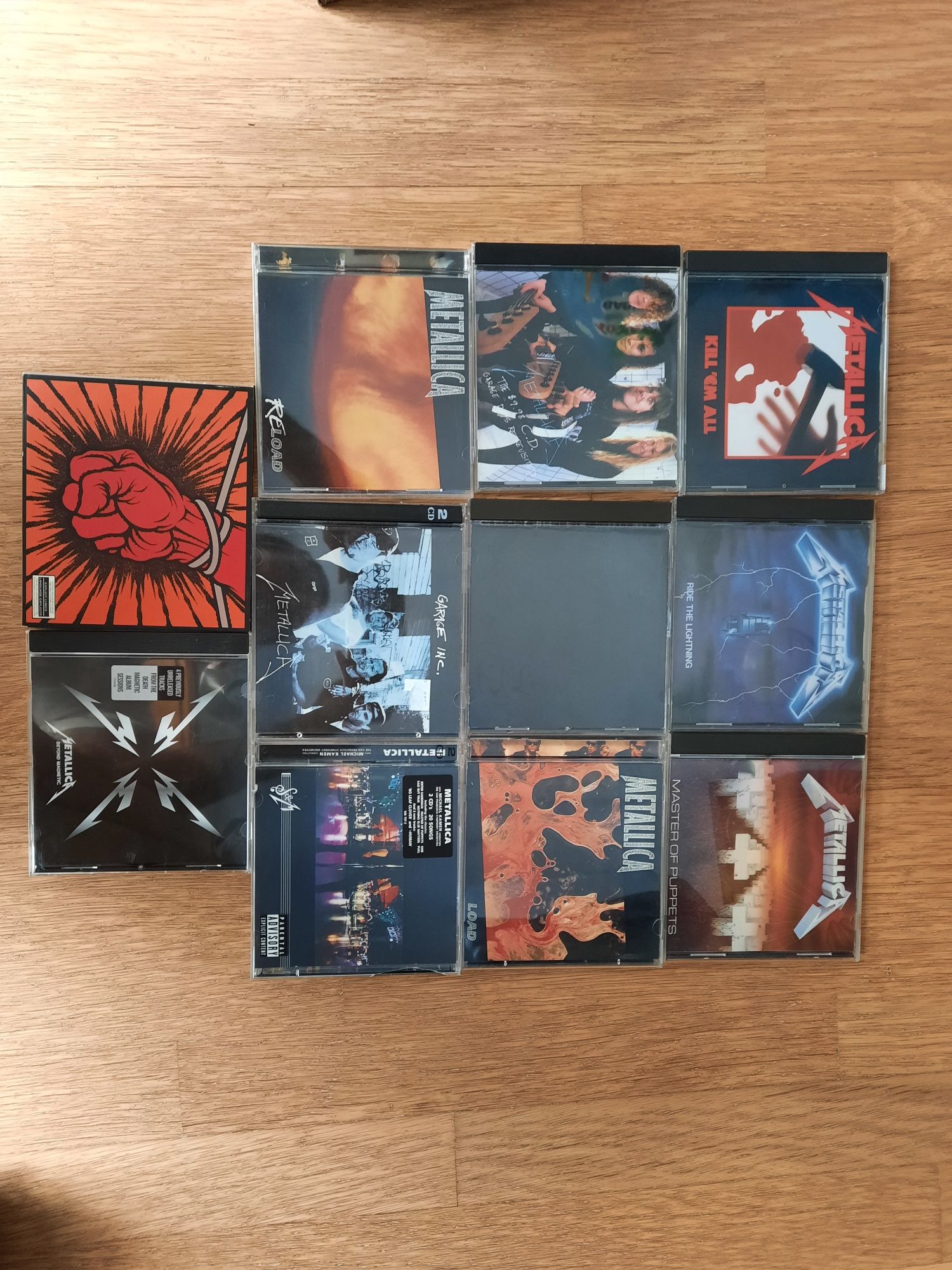 CDS dvds Metallica megadeth sepultura cavalera conspiracy metal CD dvd
