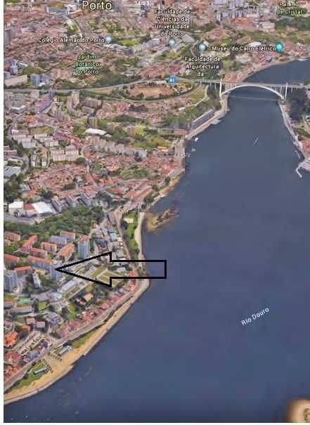 Apartamento com 2 quartos, com a melhor vista da Foz do Douro e o mar.