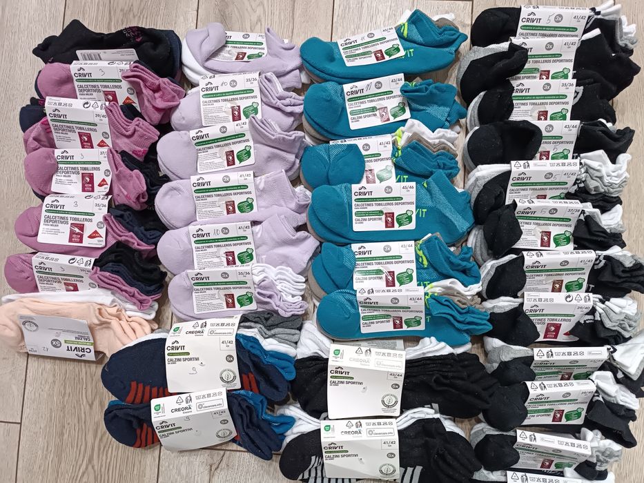 Спортивні утеплені шкарпетки Crivit та не утеплені короткі Livergy