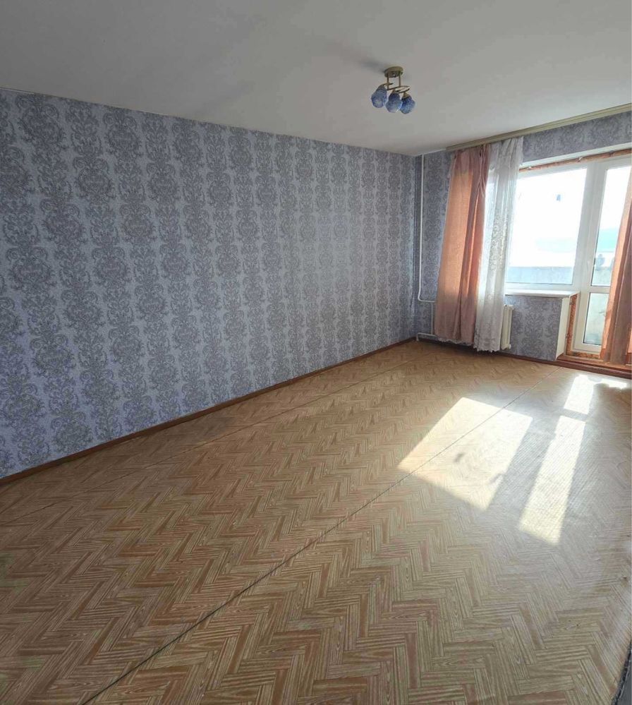 Продаю Большую 3х комнатную квартиру 68 кв м с КВАДРАТНЫМ ХОЛОМ