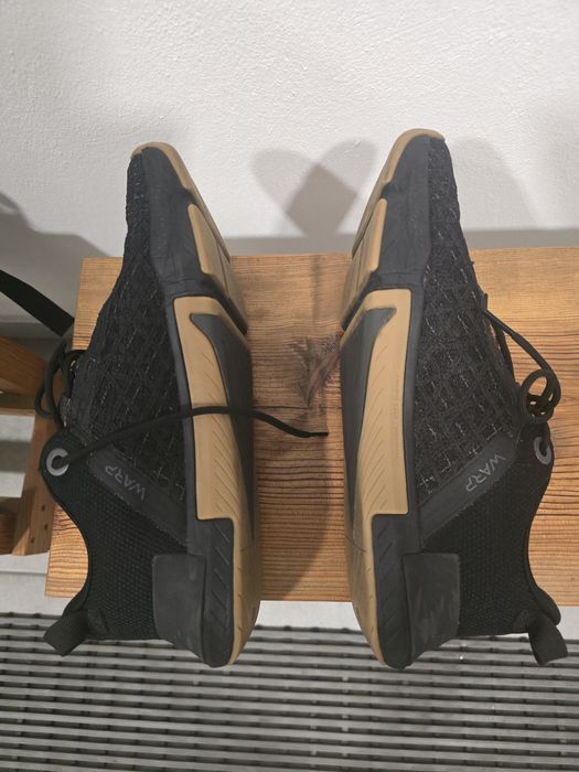 Hunder armour tenis ginasio