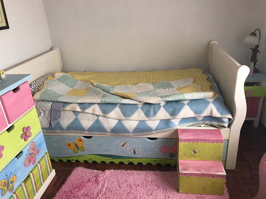 Mobilia dona maria  quarto menina