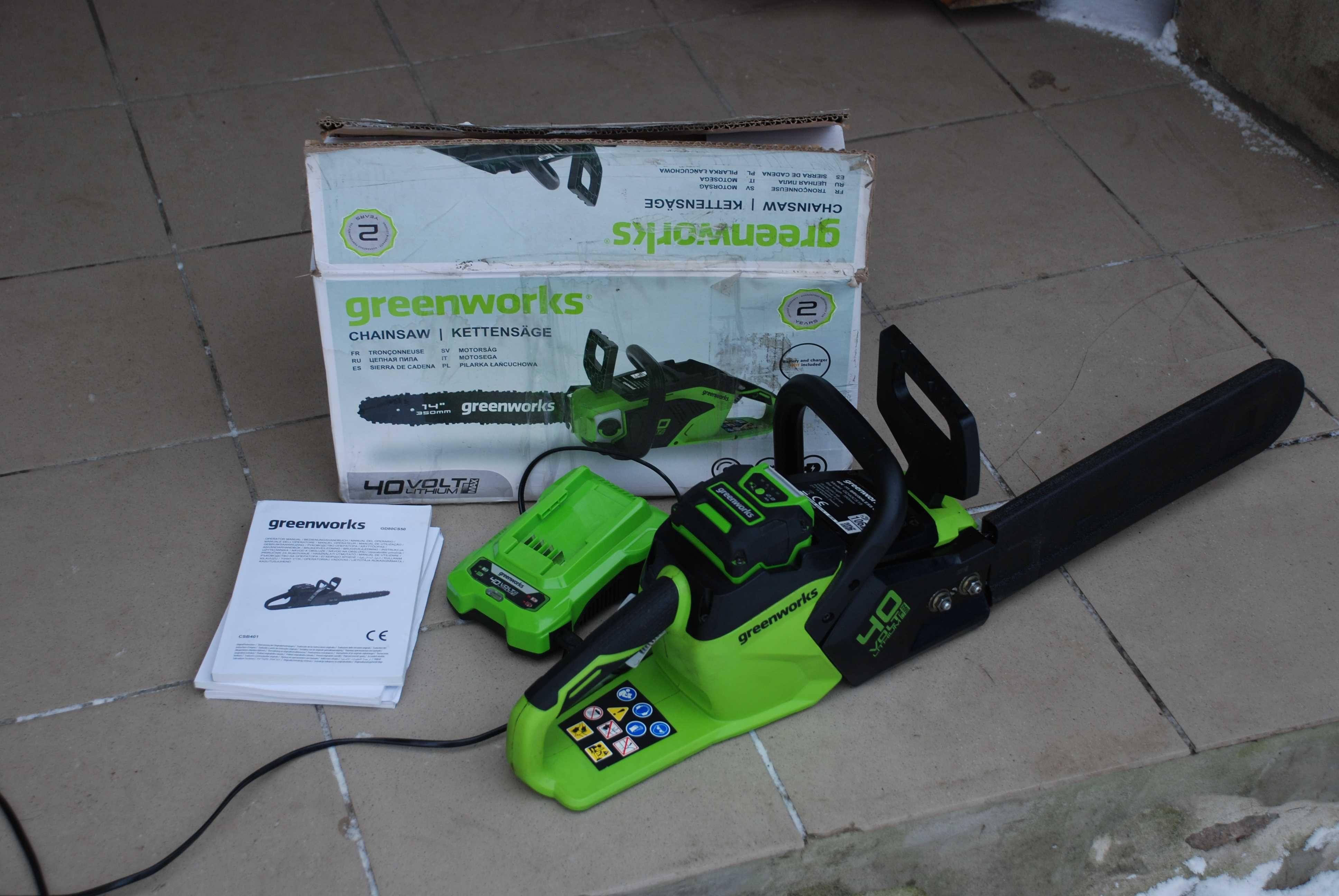 Электропила Greenworks АКБ и ЗУ GD40CS15