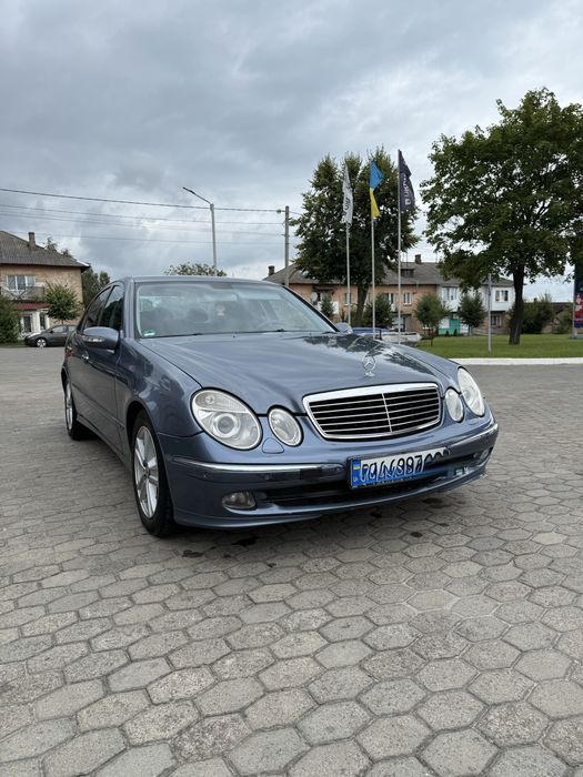 Автомобіль Mercedes-benz 2003 року в гарному стані. Телефонуйте