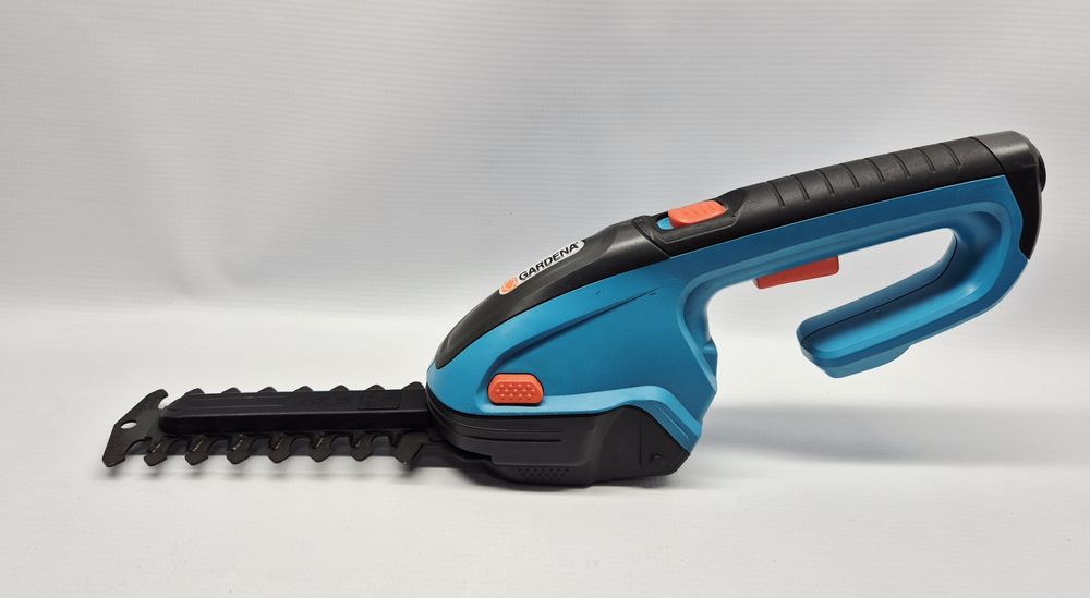 Nożyce akumulatorowe GARDENA 8886, Komis Jasło Czackiego