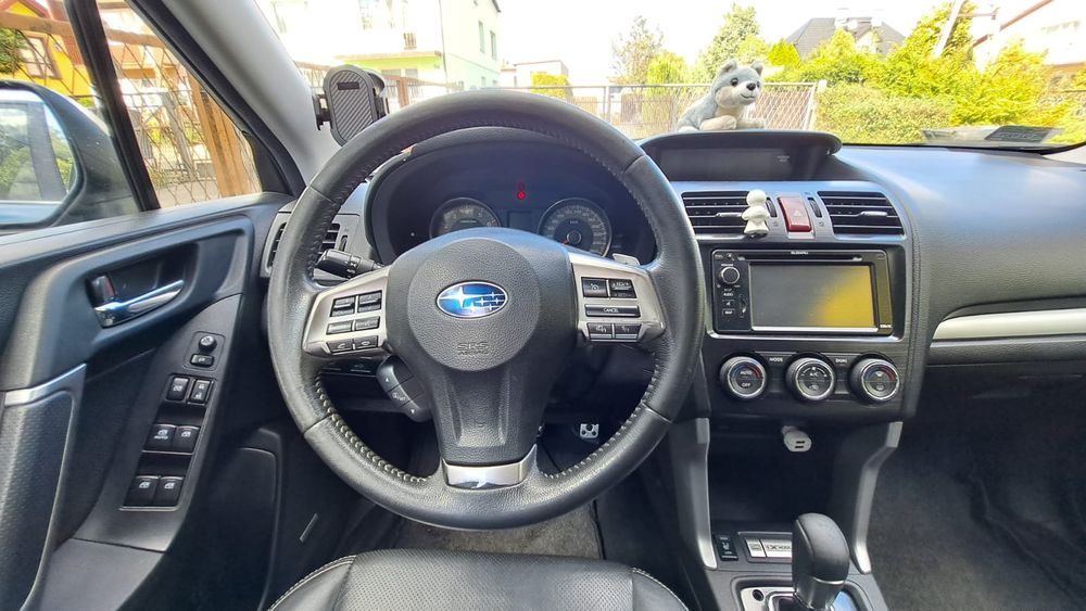 Subaru Forester XT Nowy silnik OEM 280 km harman kardon INVIDIA