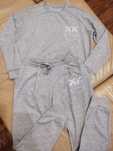 Pinko dres z haftowanym logo,mega
