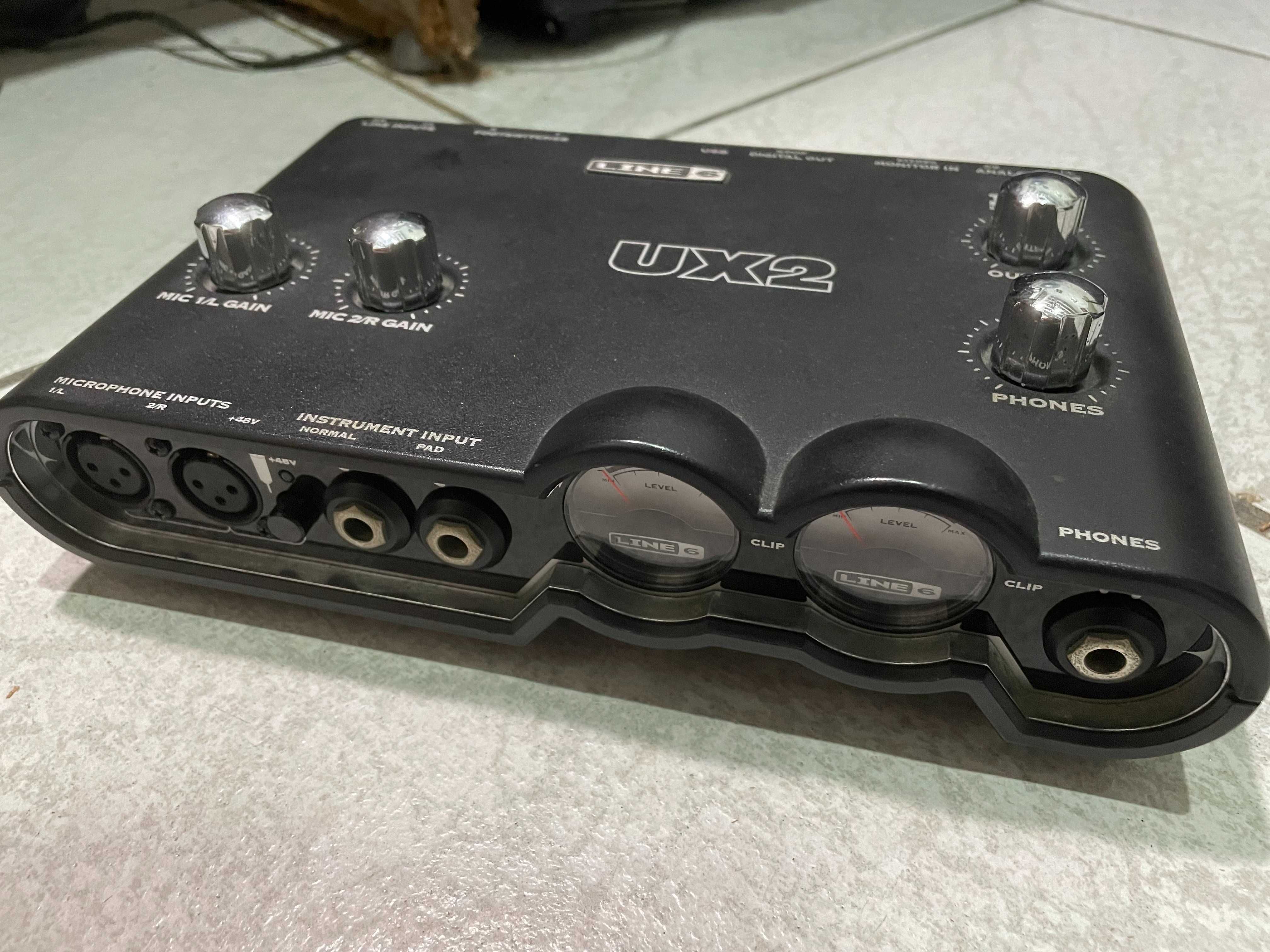 Vendo Placa de Áudio Line 6 UX2