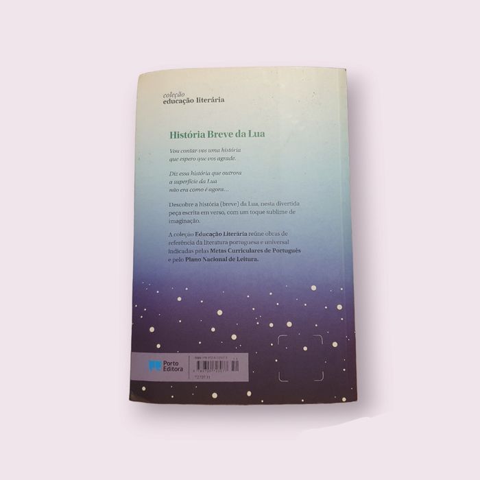 Livro "História Breve da Lua" Ler+