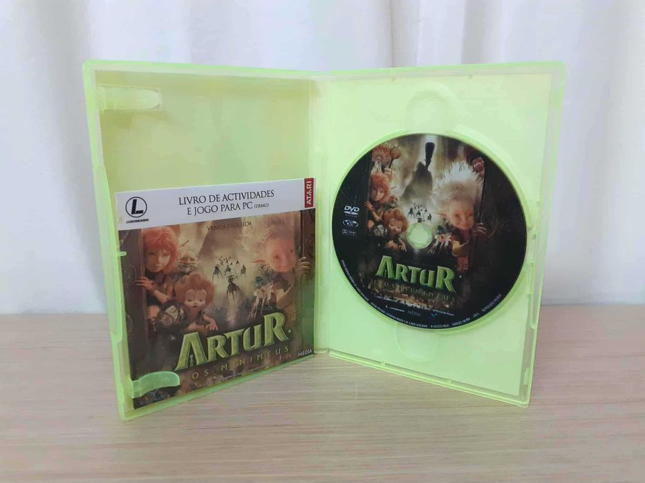 Artur e os Minimeus (DVD + Jogo PC)