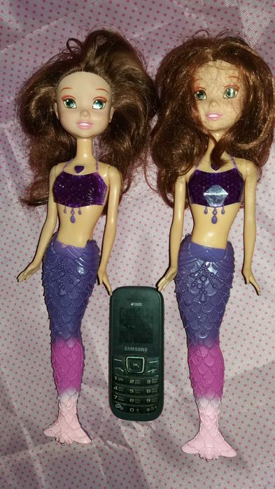 Продам х/б  полотенце для купания и игрушки для купания .