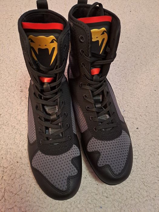 Боксерки Venum elite 43р