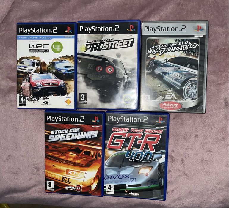 Vendo lote de 11 jogos originais PlayStation 2.