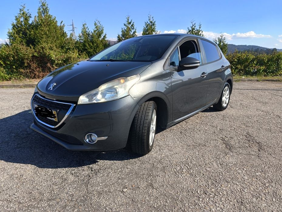 Peugeot 208 1.4 HDi 2013
