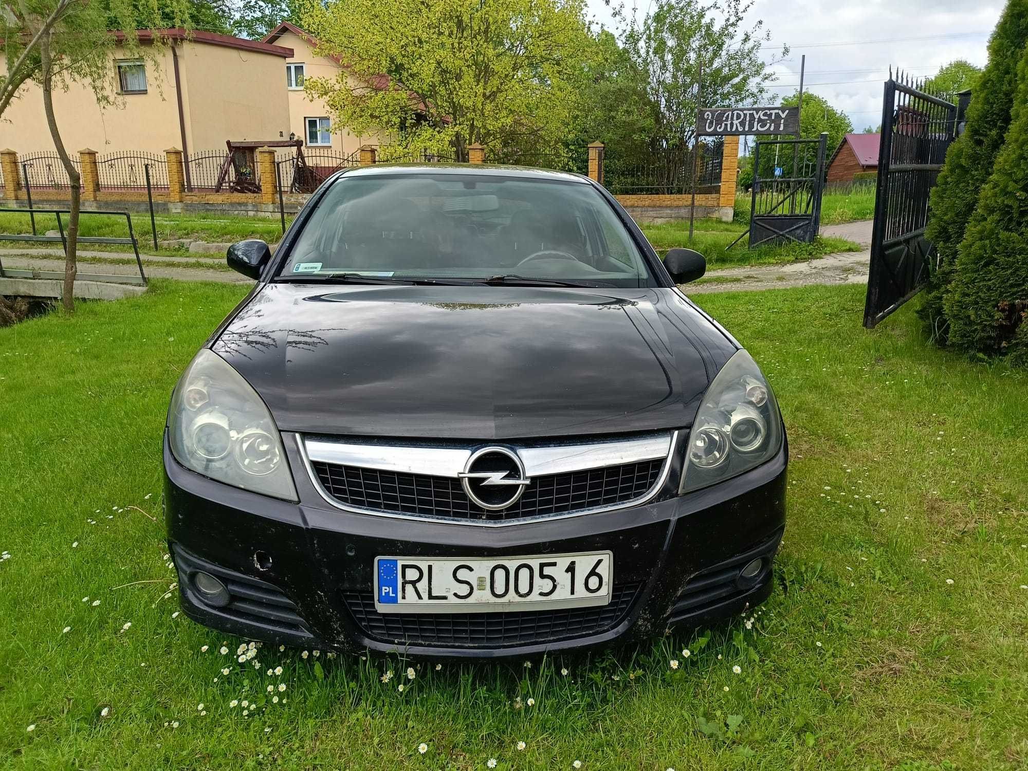 Opel Vectra GTS 1.9 CDTI 2005 – Bogate wyposażenie, uszkodzona