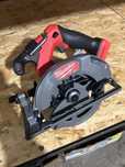 Акумуляторна дискова пилка Milwaukee 2833-20