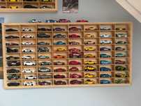 Hot Wheels +200 szt i półki