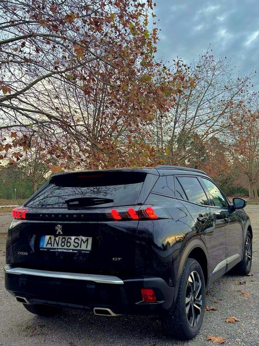 PEUGEOT 2008 1.2 GT