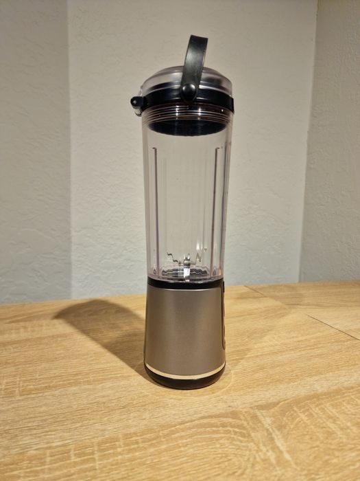 Акумуляторний портативний блендер Ninja Blast BC151EUBK