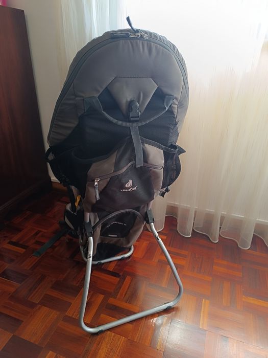 Porta-Bebé Caminhada Deuter Kid Comfort