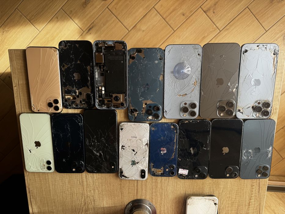 13 pro max ,13,14,xs max,x,12,12 pro,12 mini. Icloud на деталі