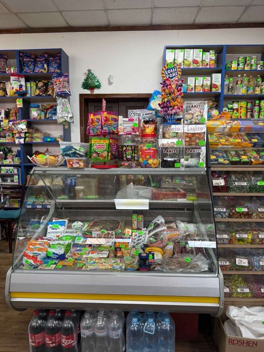 Продам холодильну вітрину