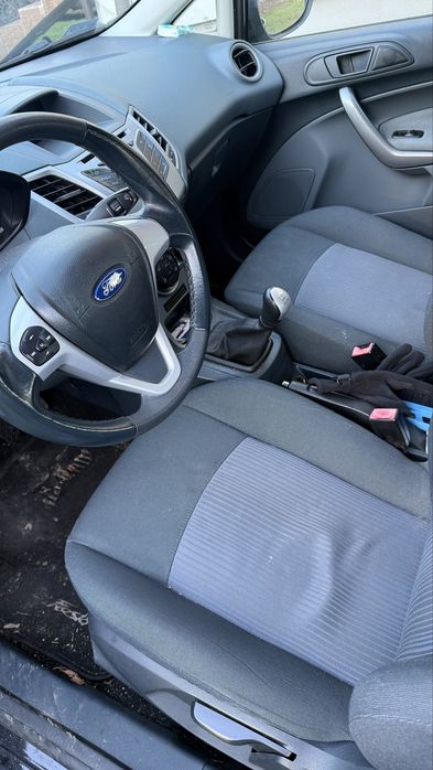 Ford Fiesta MK7_2010