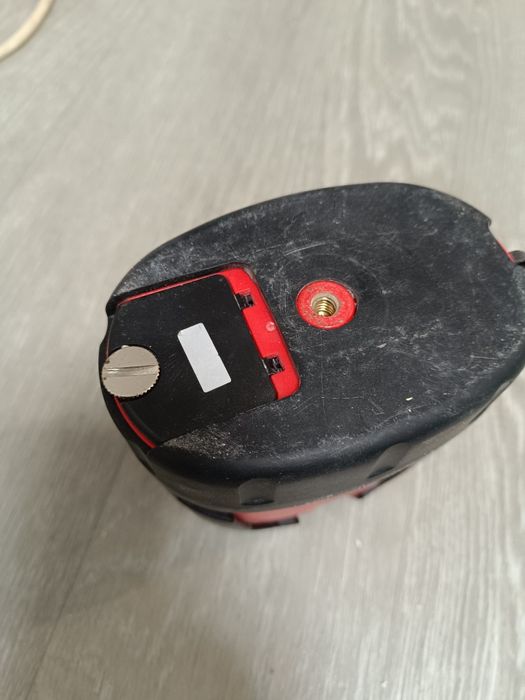 Лазерний рівень Infiniter на запчастини