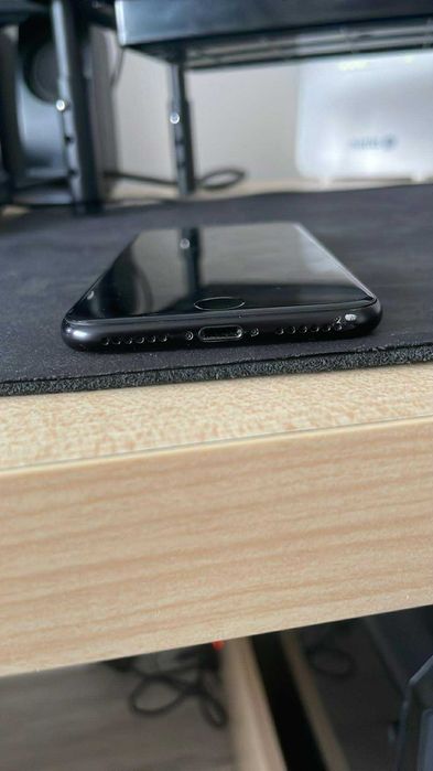 Iphone SE 100% kondycji baterii używany tylko do testowania aplikacji!