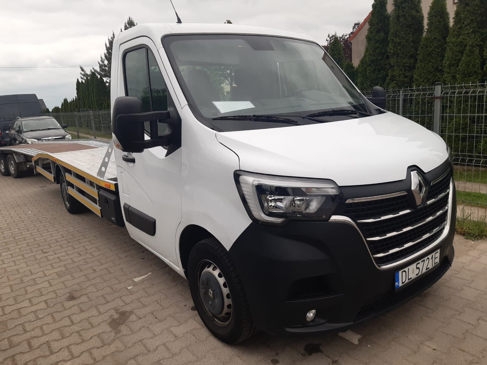 Wypozyczalnia wynajem  busów, auto lawet, osobówek