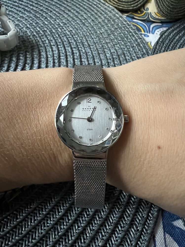 Годинник Guess Skagen DKNY