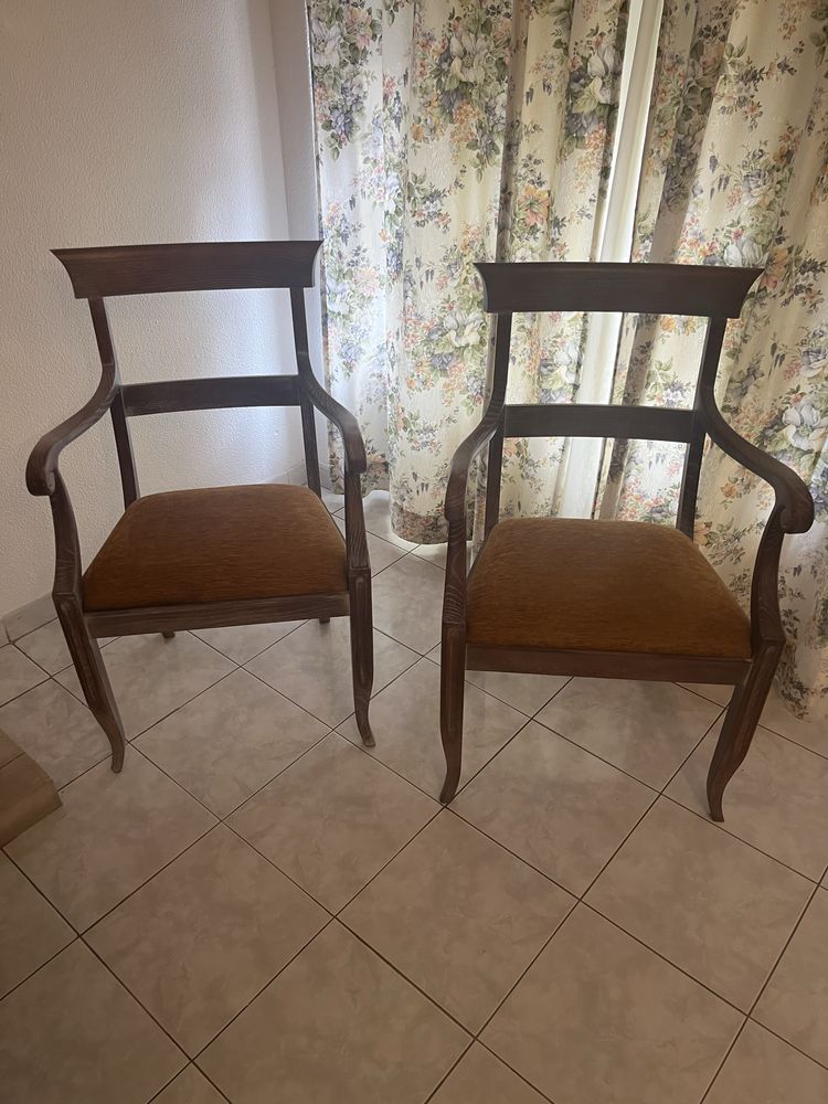 2 Cadeiras Novas