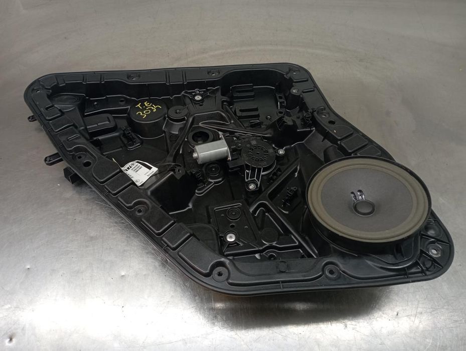 Elevador vidros trás esquerdo MERCEDES-BENZ Classe A (W177)