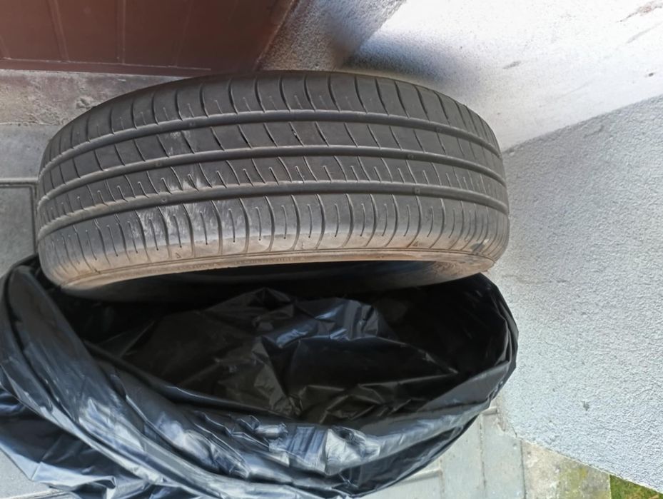 Komplet opony letnie Kumho Ecowing ES01KH27 175/65R1486T-używane 4500k