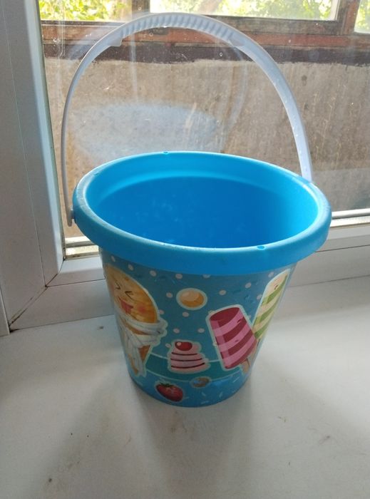 Игрушки для песка.