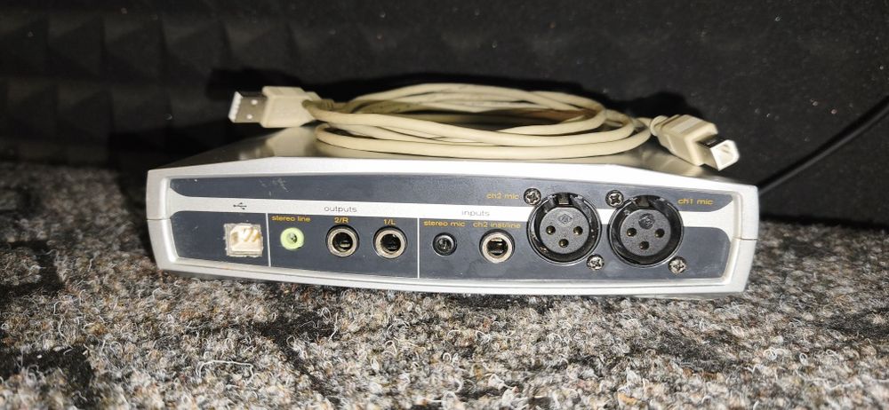 Аудіоінтерфейс,звукова карта M-Audio