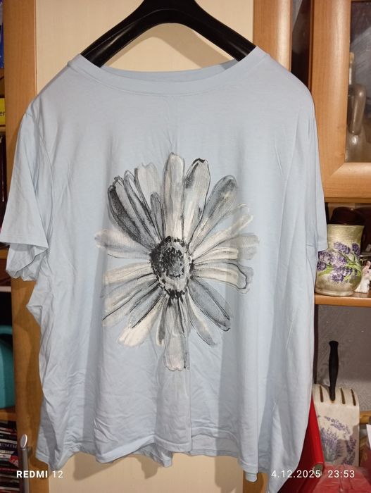 Piękna błękitna tunika