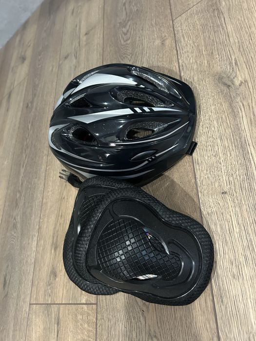 Набір захисту для дитини(шолом, наколінники, налокітники)