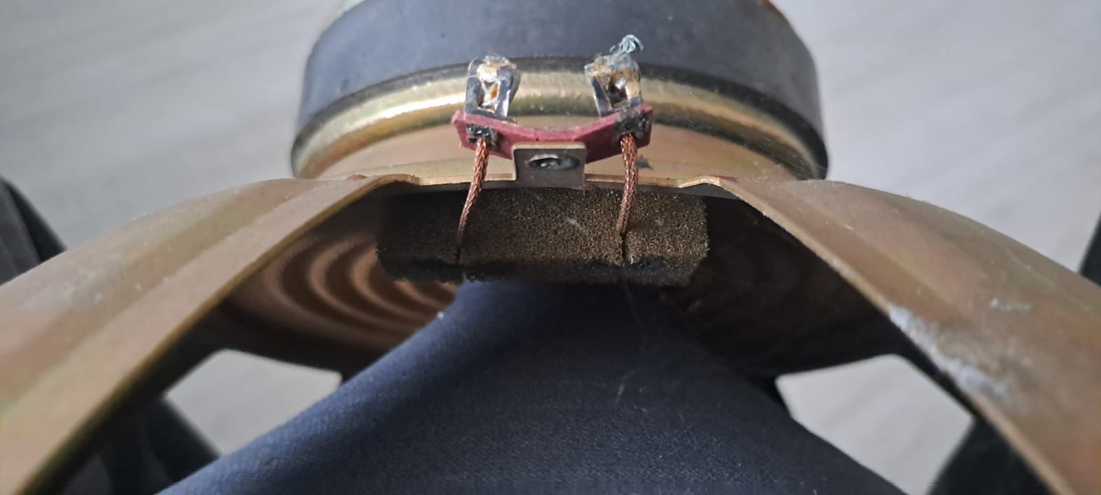 Głośnik Tonsil GDS 30/30 30  W 4 om
